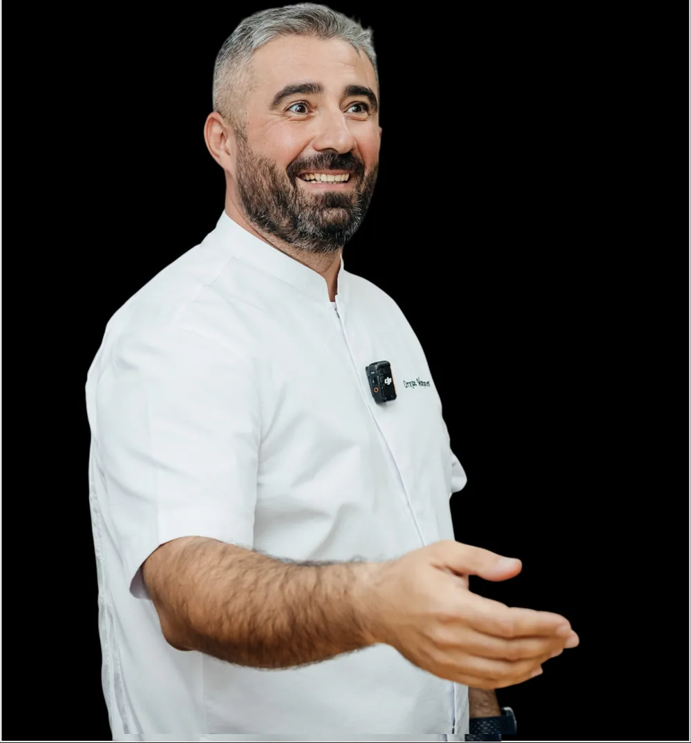 השף הראשי אורחאן מוחטרוב